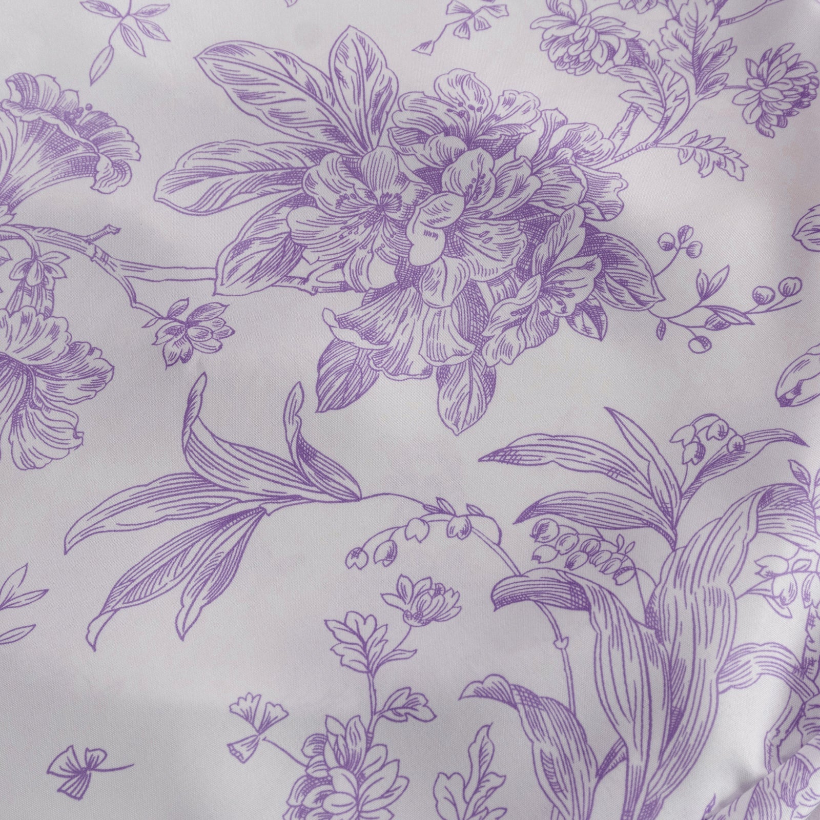 10 Pack Polyester Chair Covers for Folding Chairs – White Lavender Lilac French Toile Pattern, Reusable Stain-Resistant Slip-On Slipcovers