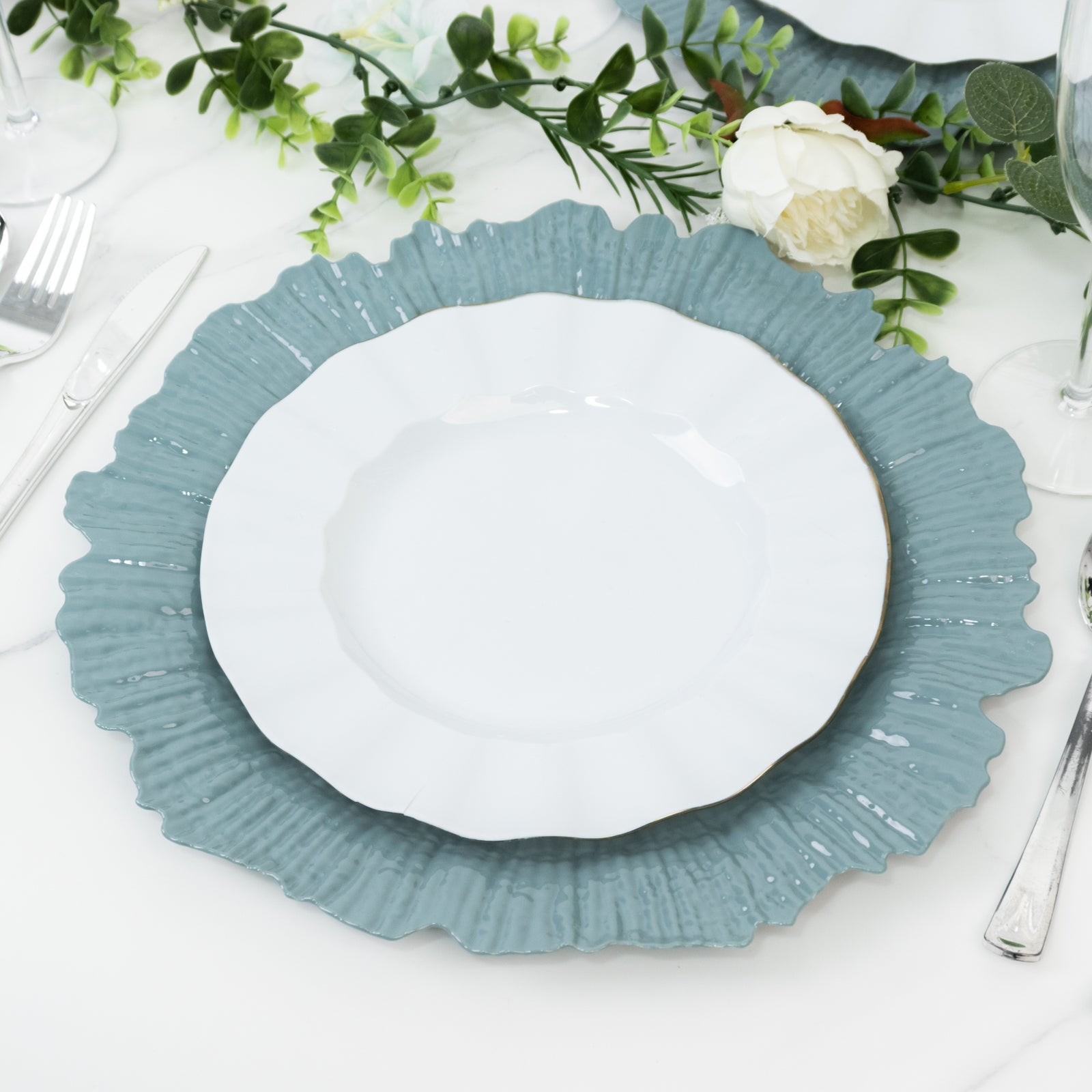 10 Pack Economy Reef Plastic Charger Plates – 13" Dusty Blue Dinner Plate Chargers for Weddings, Parties & Catering