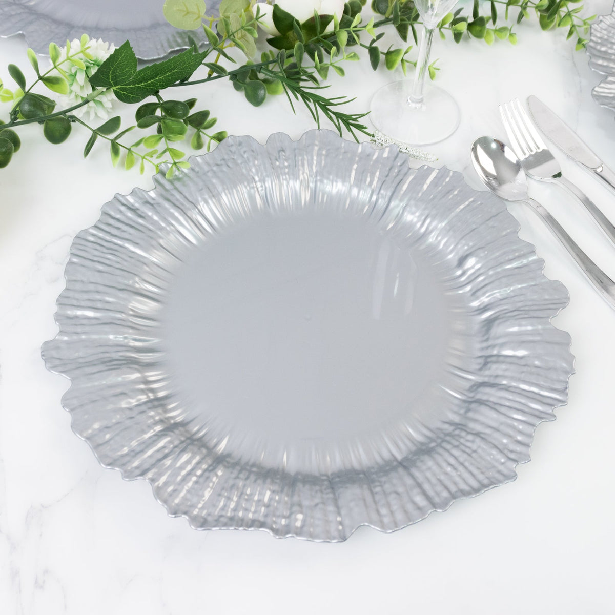 10 Pack Economy Reef Plastic Charger Plates – 13" Silver Dinner Plate Chargers for Weddings, Parties & Catering
