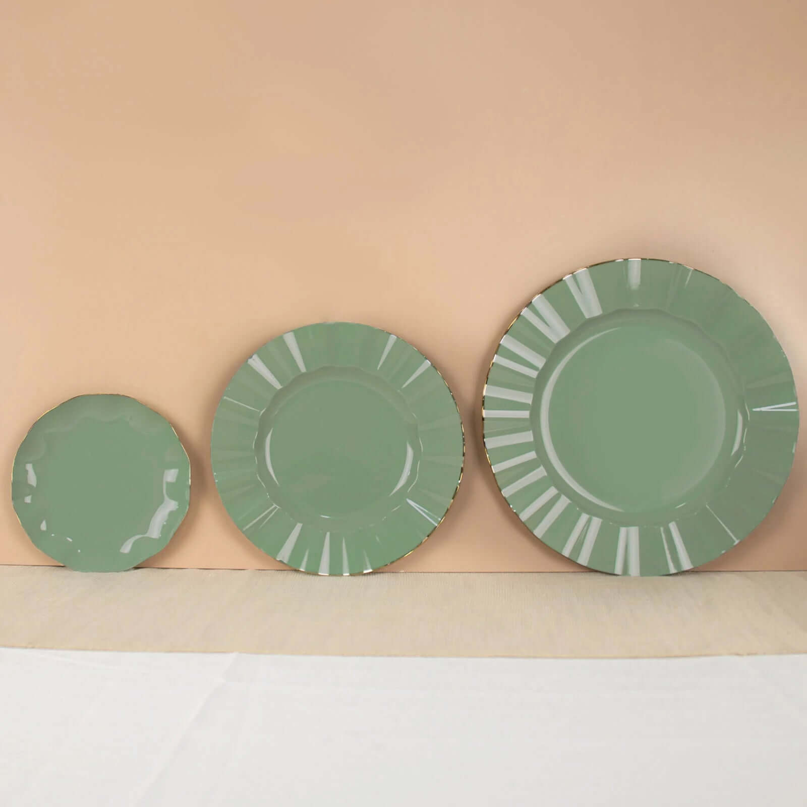 10-Pack Plastic 11" Round Dinner Plates in Dusty Sage Green Ruffled Rim with Gold Edging - Sturdy Disposable Dinnerware
