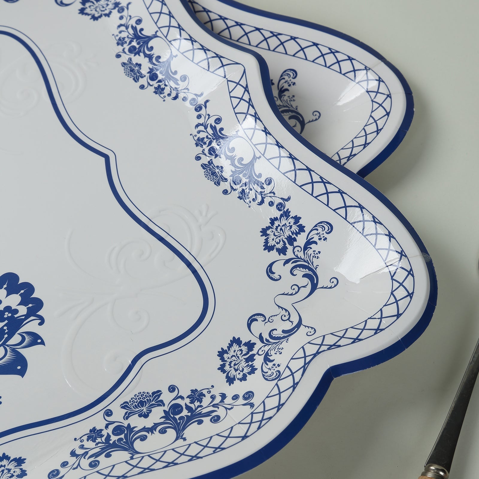 10-Pack Paper 14"x10" Rectangle Serving Trays White Royal Blue Damask Floral Pattern for Weddings & Parties