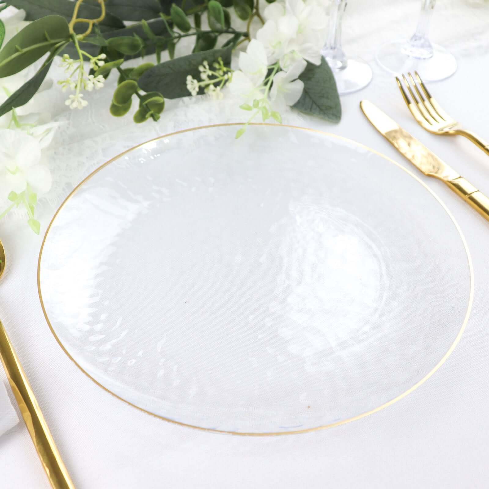 10-Pack Plastic 9" Round Dinner Plates in Clear Hammered Design with Gold Rim - Modern Disposable Party Plates for Events & Banquets