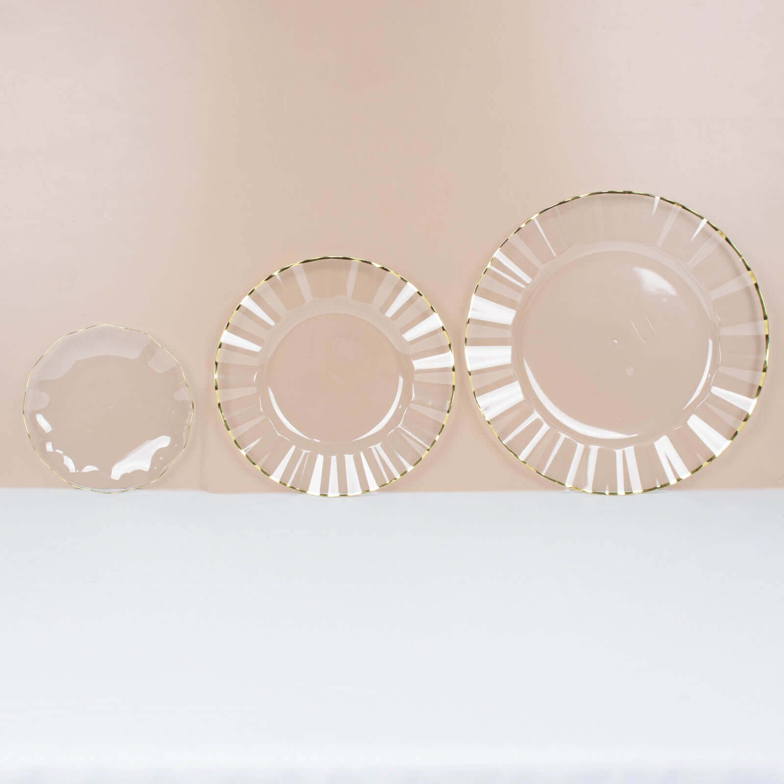 10-Pack Plastic 9" Round Dinner Plates in Clear Ruffled Rim with Gold Edging - Sturdy Disposable Dinnerware
