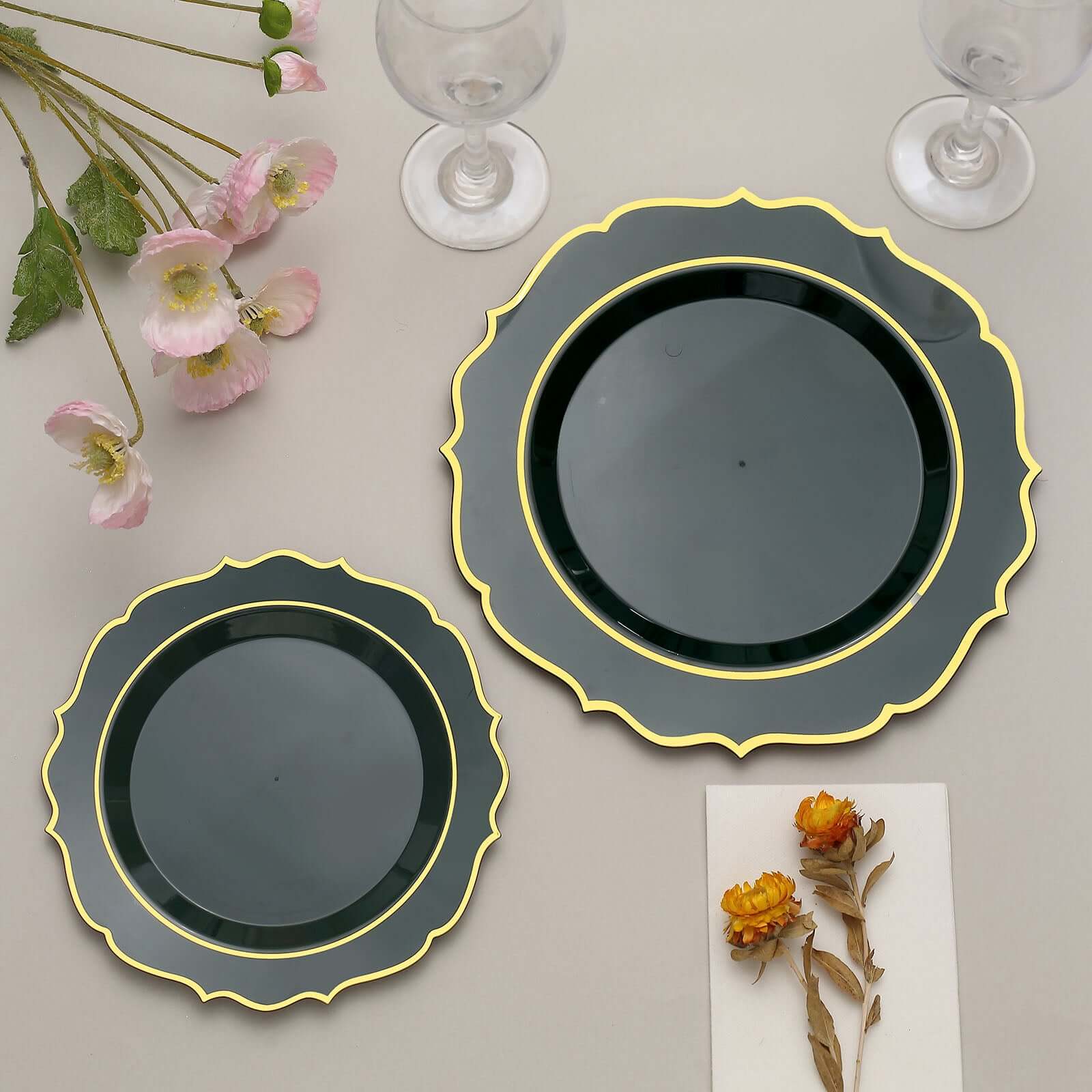 10-Pack Plastic 8" Round Dessert Plates in Hunter Emerald Green with Gold Scalloped Rim - Disposable Appetizer/Salad Plates